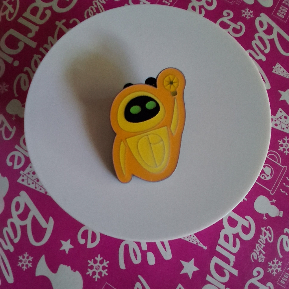 🔥Disney Wall-E PIN TRADING COLLECTIBLE EUC - Picture 3 of 5